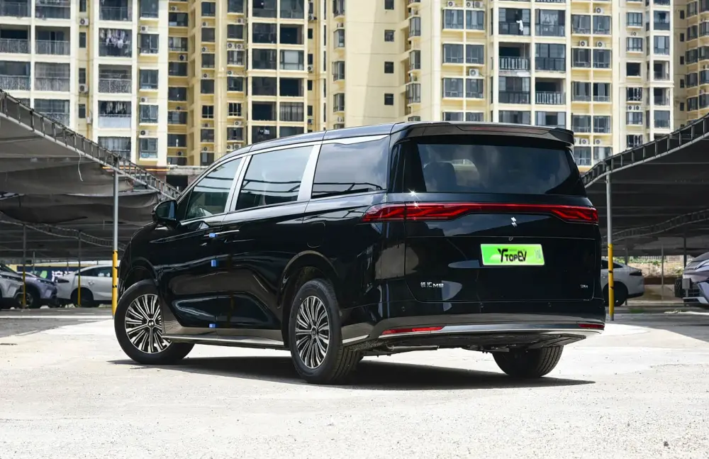 BYD Linghui M9 2026