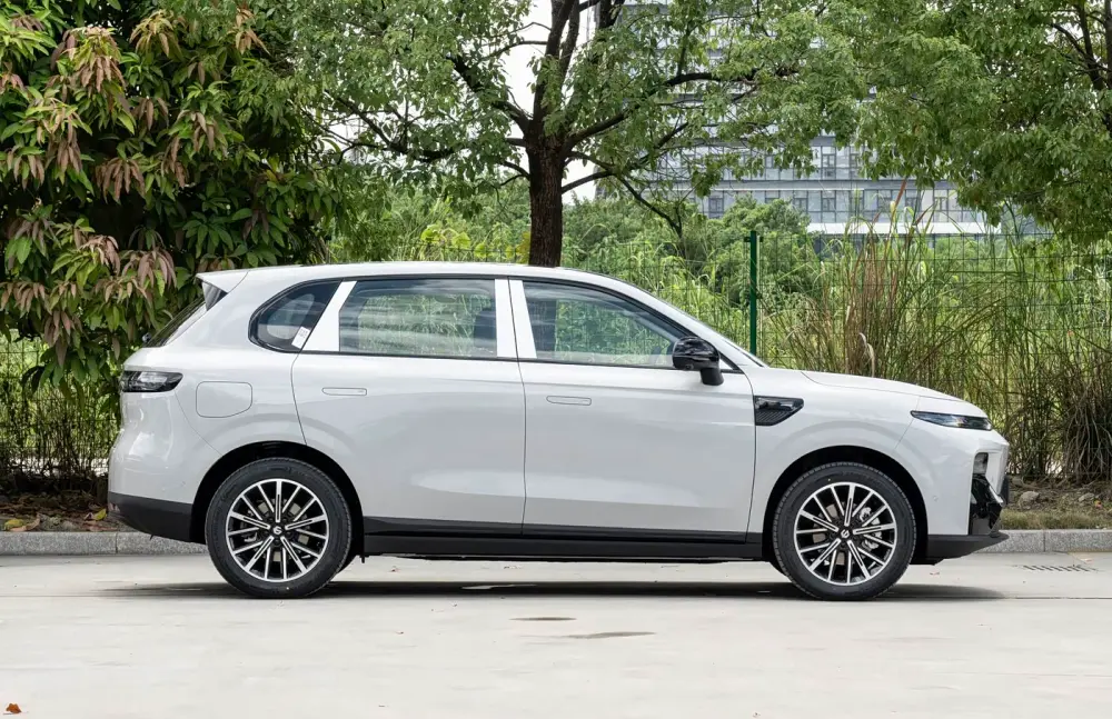 BYD  Leopard B10 2027