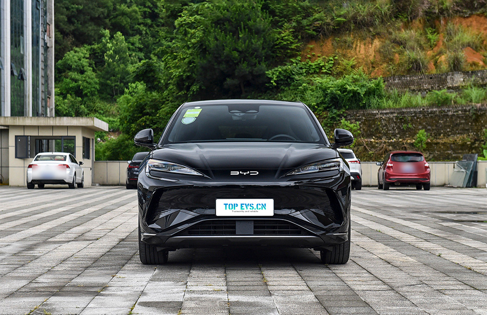 BYD Sea Lion 07 EV