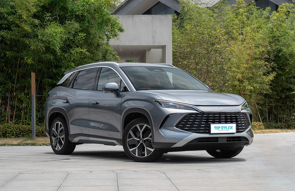 BYD Song L DM-i 2024.