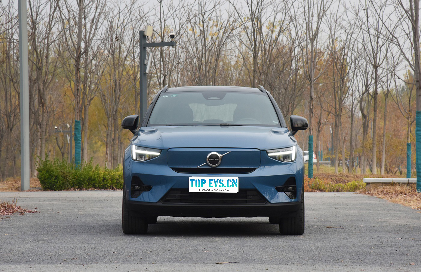 VOLVO XC40 EV