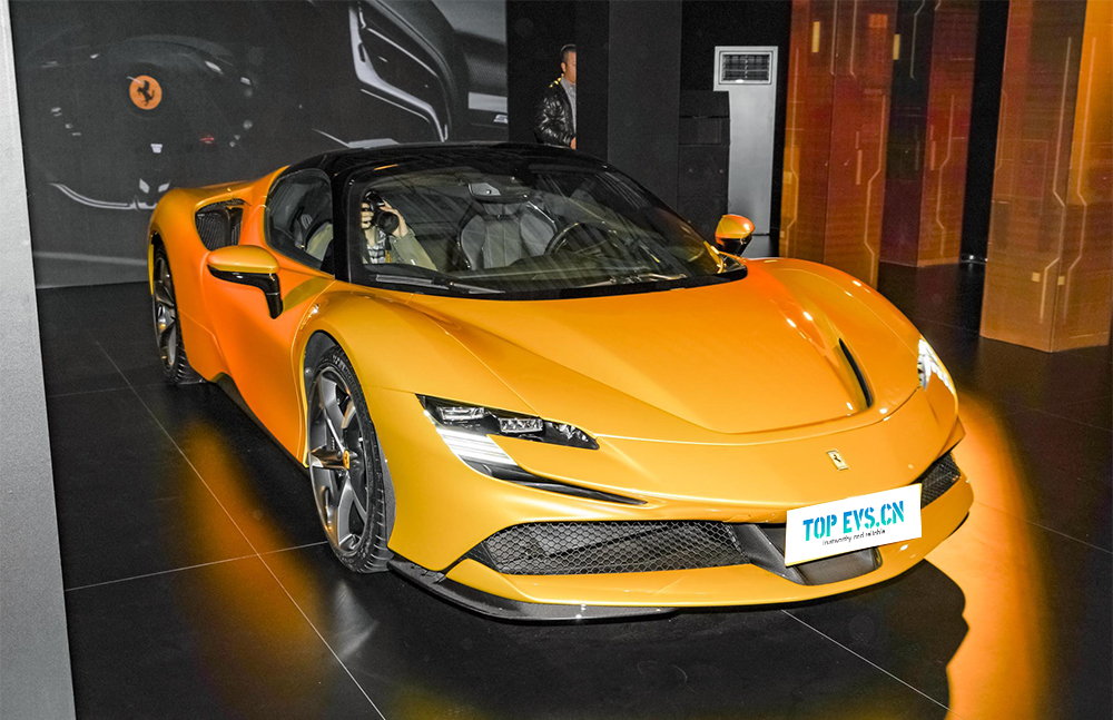Ferrari SF90