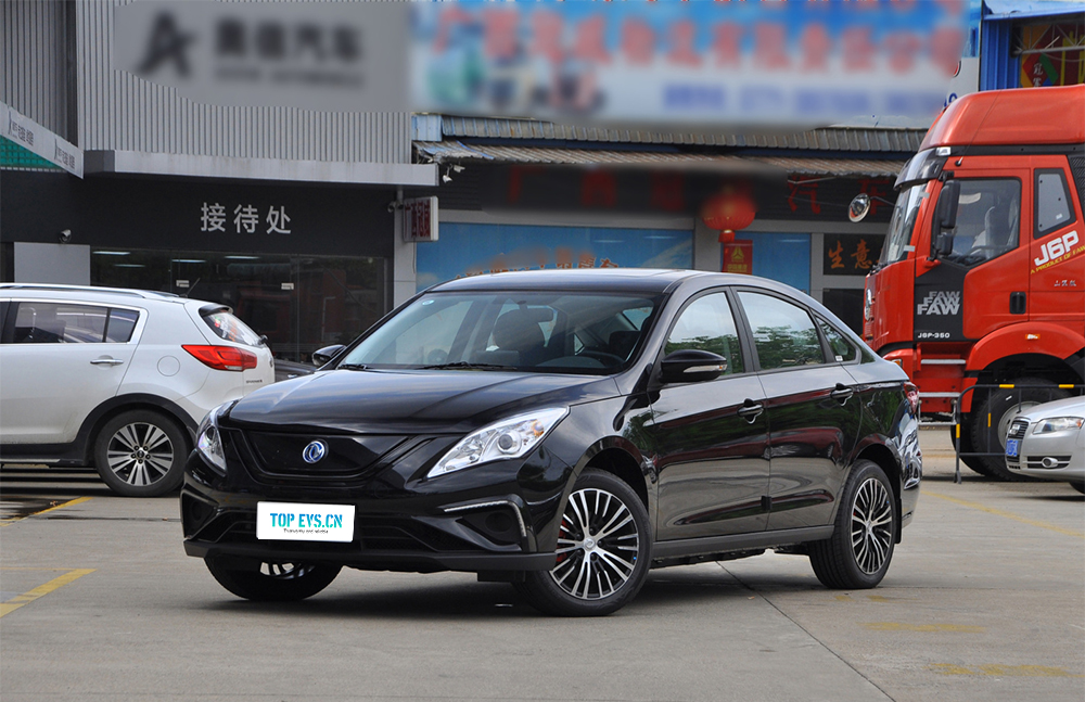 Dongfeng furia S50 EV